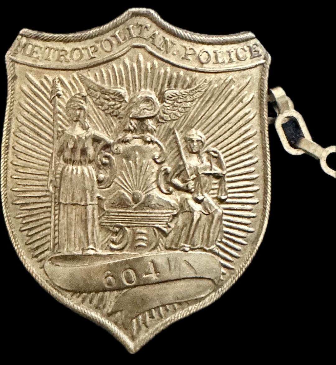 Brooklyn Metropolitan Police shield 604.