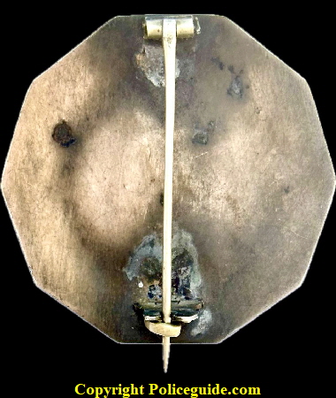 Agent M.S.P.C. to Animals shield with a Horse head inside a horseshoe center seal.  T-pin and C-catch.  Researching to determine location.