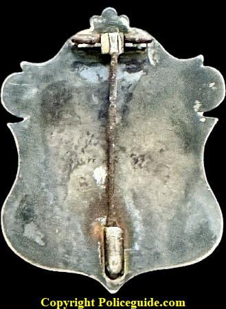 1st issue Captain shield 4th Division.
